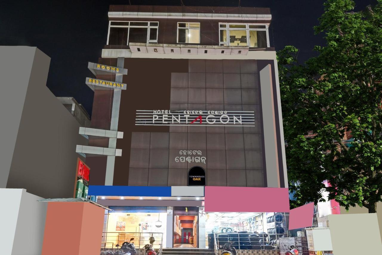 Townhouse Oak Pentagon Residency Hotel Bhubaneswar Exterior photo