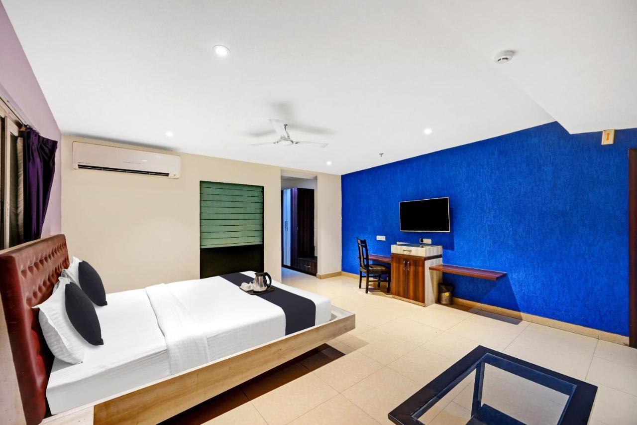 Townhouse Oak Pentagon Residency Hotel Bhubaneswar Exterior photo